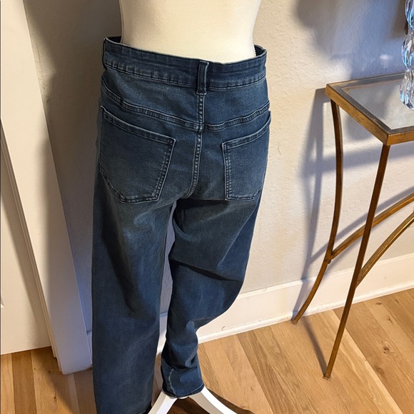 Universal standard high waist, straight leg medium washed denim jeans size 14 - Picture 3 of 3